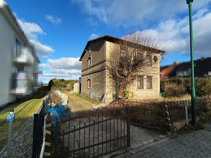 Wohnhaus mit Nebengebäude und Arrondierungsfläche im Ostseebad Glowe in Glowe - Bild 1