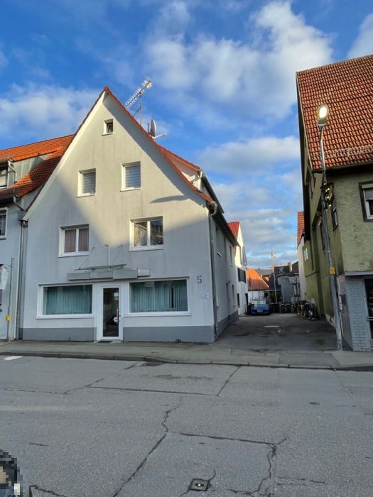 Wohn-/Geschäftshaus in Magstadt - Bild 2