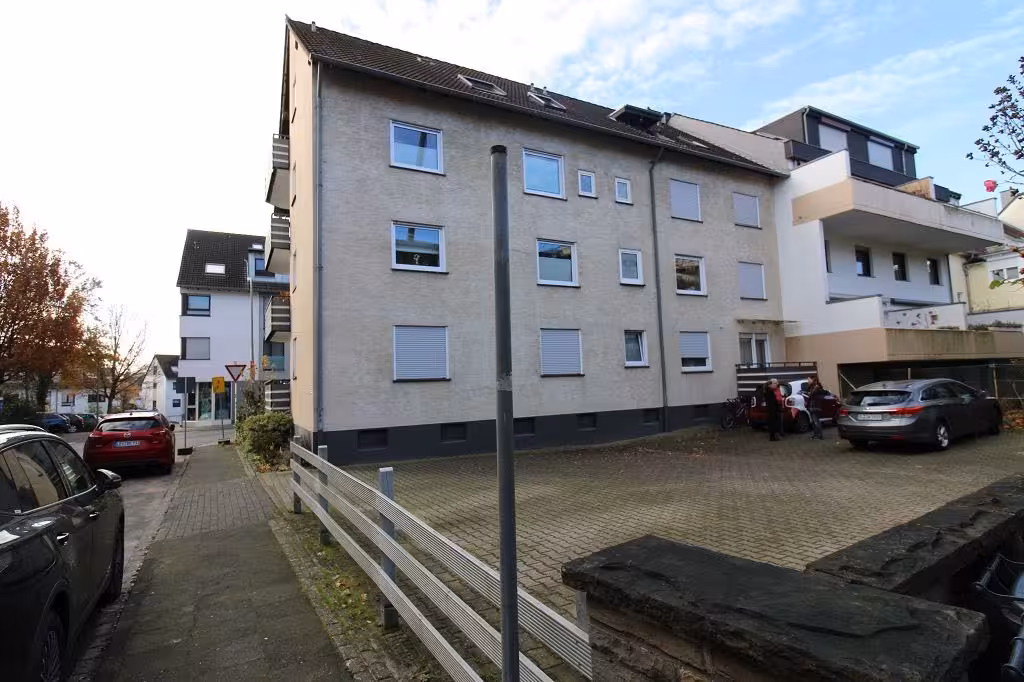 Kfz-Stellplatz, Eigentumswohnung (3 bis 4 Zimmer) in Leichlingen - Bild 2