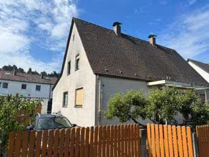 Doppelhaushälfte, Kfz-Stellplatz, Doppelhaushälfte, Kfz-Stellplatz in Feucht - Bild 3