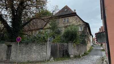 Denkmalgeschütztes Wohnhaus in Schweinfurter Straße  13, 97337 Dettelbach - Bild 1