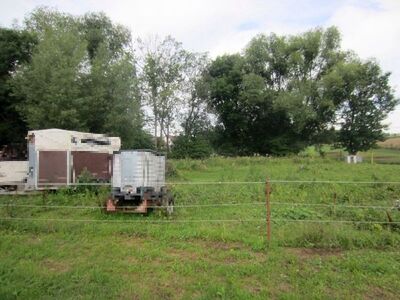 Unbebaute, mit Bodenplatte und Stallgebäude bebaute Grundstücke in Sohlener Mühlenweg, 39122 Magdeburg OT Beyendorf - Bild 1