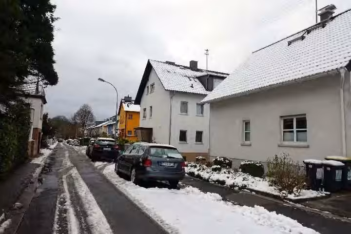 Eigentumswohnung (3 bis 4 Zimmer) in Frankfurt am Main - Bild 4