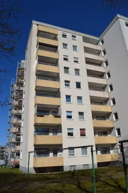 Eigentumswohnung (3 bis 4 Zimmer) in Laatzen - Bild 1