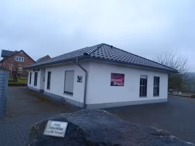Einfamilienhaus in Knüllstraße  2 a, 34621 Frielendorf, Großropperhausen - Bild 2