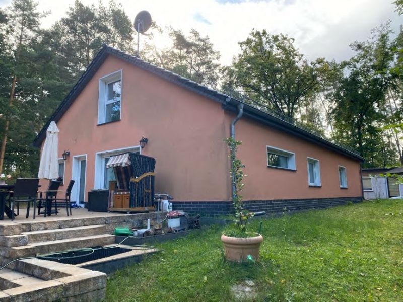 Einfamilienhaus und Verkehrsfläche in Seddiner See - Bild 2