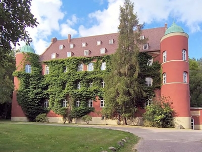 Schloss Spyker in Schlossallee 1, 18551 Glowe OT Spyker - Bild 2
