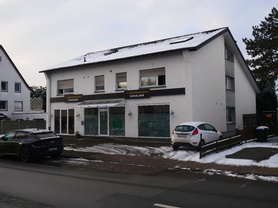 Wohn-/Geschäftshaus in Kaunitzer Straße 8, 33758 Schloß Holte-Stukenbrock, Schloß Holte - Bild 1