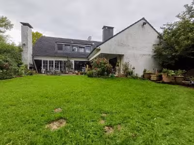 Garage, Einfamilienhaus in Schumannsdieken 8, 40885 Ratingen, Lintorf - Bild 2