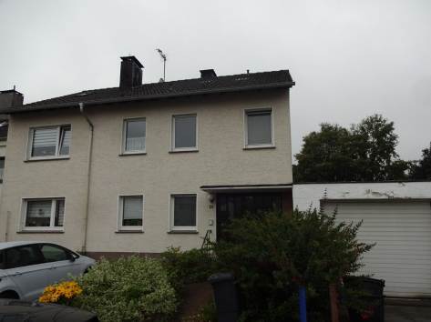 Zweifamilienhaus, Garage und eine Doppelgarage in Sprockhövel - Bild 3