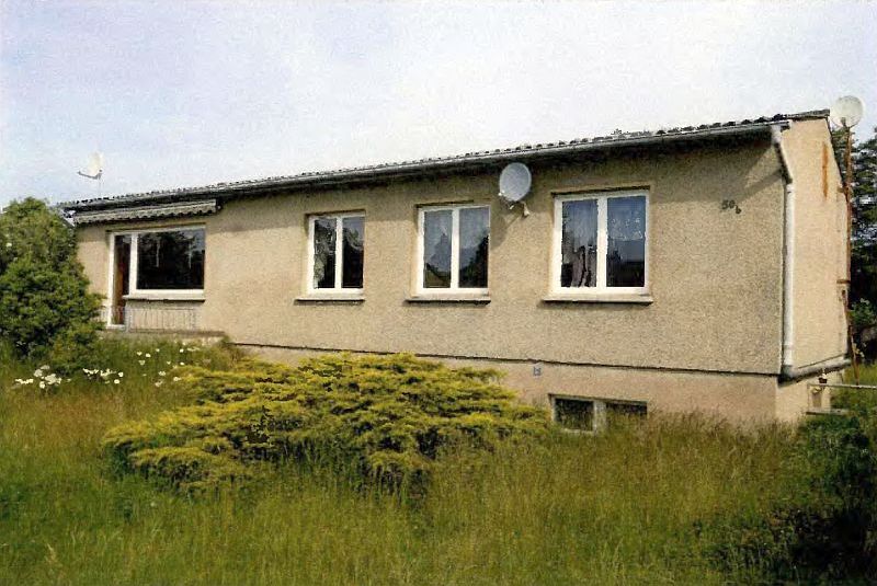 Einfamilienhaus mit Nebengebäuden in Ziegendorf - Bild 1