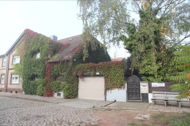 Doppelhaushälfte in Ditfurt - Bild 1