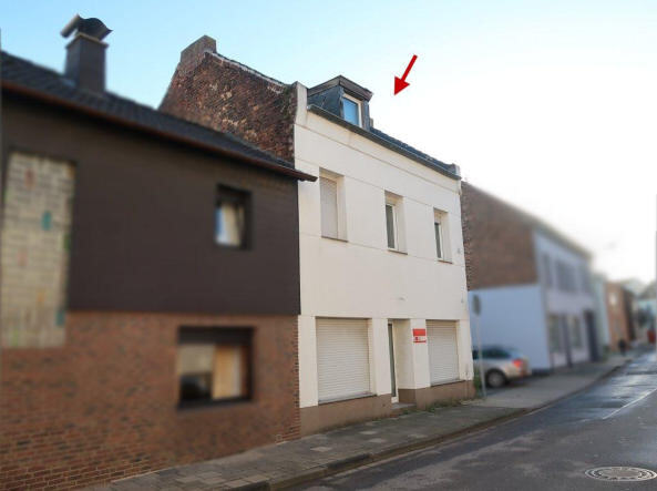 Zweifamilienhaus, Gewerbeeinheit (z.B. Laden, Büro), Garage in Düren - Bild 1