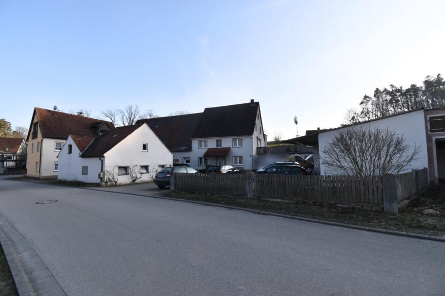 Einfamilienhaus, Garage, Sonstiges in Sachsen b. Ansbach - Bild 1