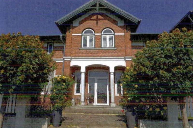 Wohnhaus und angrenzendes Wirtschaftsgebäude in Kaisborstel - Bild 1