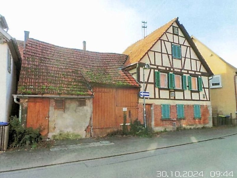 Ehemaliges landwirtschaftliches Wohn-/Wirtschaftsgebäude in Schorndorf - Bild 2