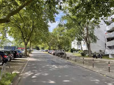Eigentumswohnung (3 bis 4 Zimmer) in Robert-Schuman-Str. 8, 51109 Köln, Neubrück - Bild 1
