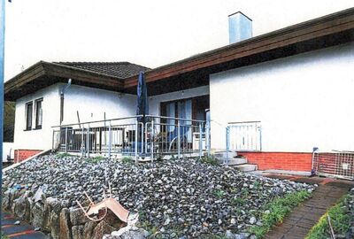 Einfamilienhaus mit Garage in Schozacher Straße 19, 74360 Ilsfeld - Bild 1