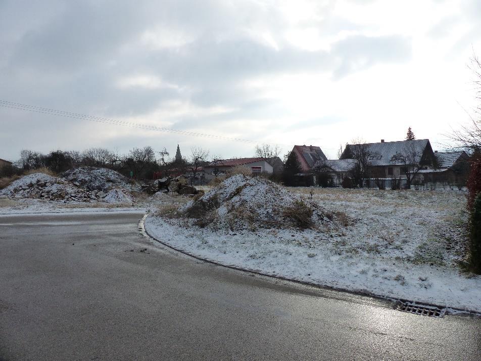 unbebautes Grundstück in Sausenhofen - Bild 3