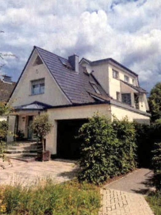 Einfamilienhaus mit Garage in Hamburg - Bild 1