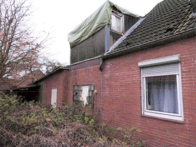 Zweifamilienhaus mit Anbauten in Breitenburger Straße 13, 25566 Lägerdorf - Bild 2