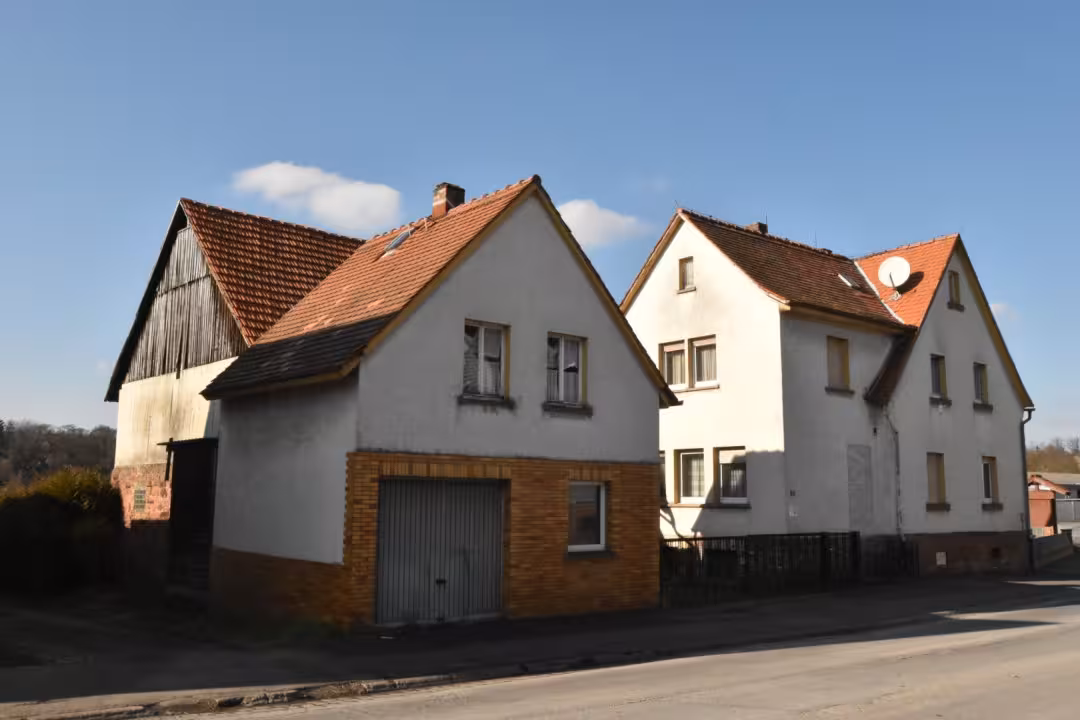 Mehrfamilienhaus in Bleichenbach - Bild 1