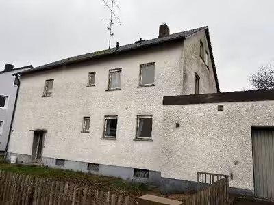 Zweifamilienhaus in Gluckstraße 4, 93105 Tegernheim - Bild 2