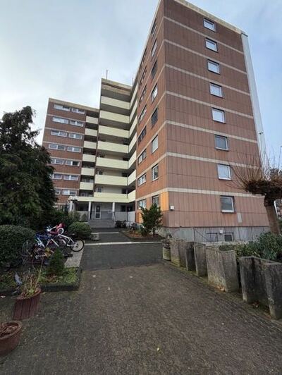 Kfz-Stellplatz, Eigentumswohnung (3 bis 4 Zimmer) in Pestalozzistraße 10, 32120 Hiddenhausen - Bild 2