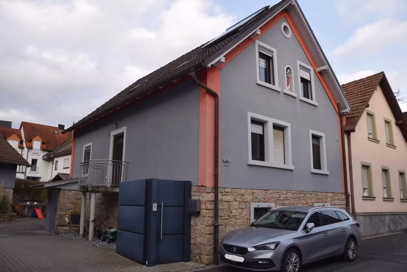 Einfamilienhaus in Leinach - Bild 1
