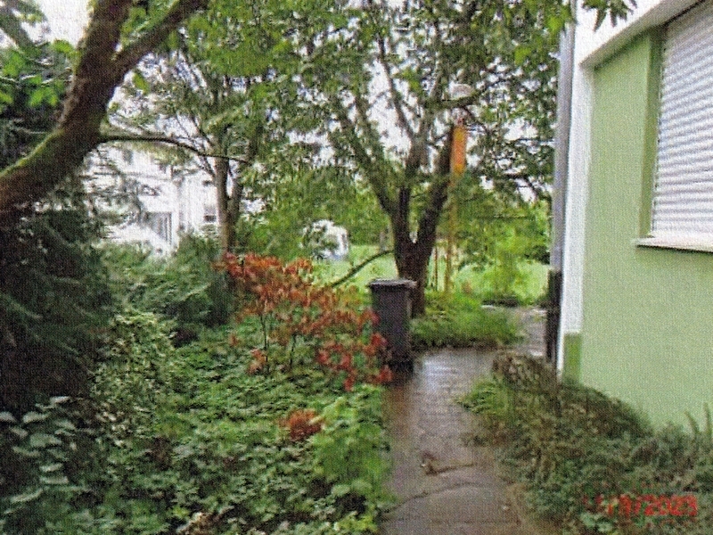 Doppelhaushälfte und Fertiggarage in Schorndorf - Bild 3