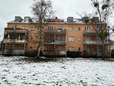 Eigentumswohnung (1 bis 2 Zimmer), beide 1/2 Anteile in Breitensteinweg 30,32,34,36, Hocksteinweg 1,3, 14165 Berlin, Zehlendorf - Bild 2