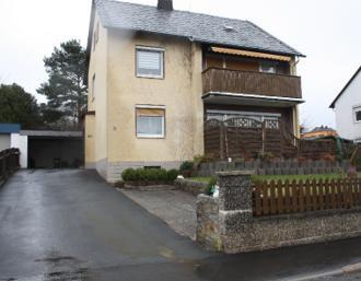 Einfamilienwohnhaus mit Doppelgarage in Oderstraße 8, 95234 Sparneck - Bild 1