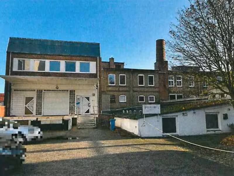 Lager- und Gewerbegebäude in Kiel - Bild 1