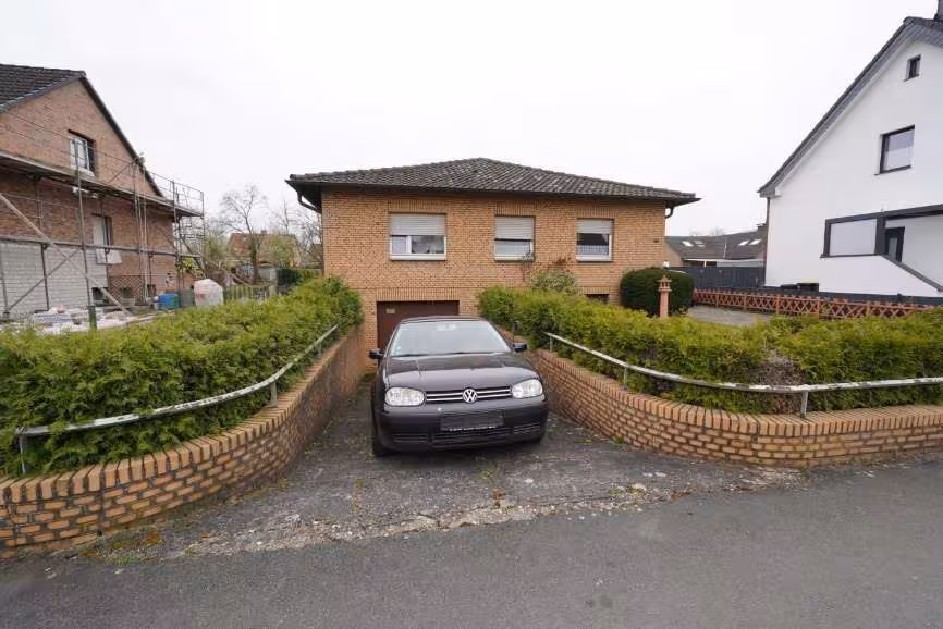 Garage, Einfamilienhaus in Bergkamen - Bild 2