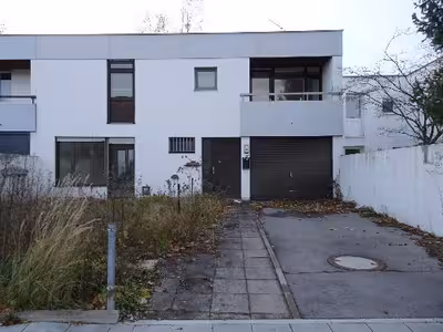 Wohn-/Geschäftshaus in Riesheimerstraße 5, 82166 Gräfelfing - Bild 1