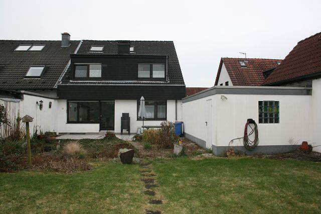 Garage, Doppelhaushälfte, (Zweifamilienhaus) in Essen - Bild 3