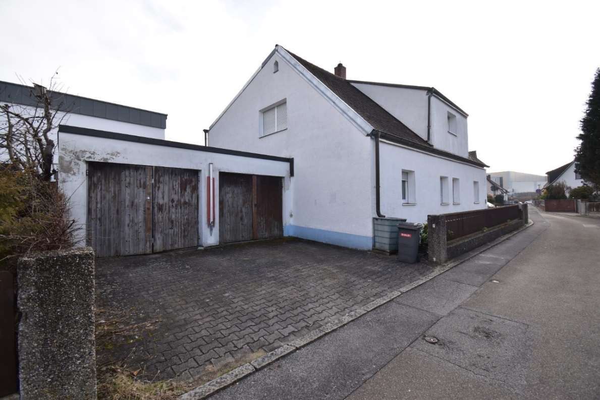 Einfamilienhaus, Garage in Sengenthal - Bild 1