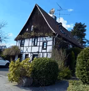 Einfamilienhaus in Holleweg 30, 30a, 30b, 42653 Solingen - Bild 2