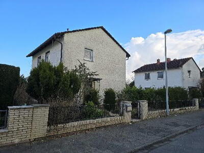 Einfamilienhaus in Pommernstraße  22, 65428 Rüsselsheim, Haßloch - Bild 1