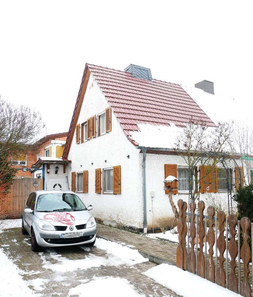 Einfamilienhaus, mit Anbau in Großneuhausen - Bild 1