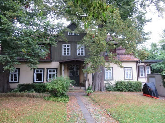 Kfz-Stellplatz, Eigentumswohnung (ab 5 Zimmer) in Bielefeld - Bild 1