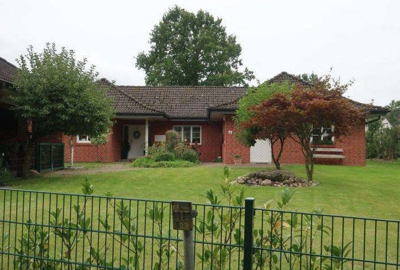 Einfamilienwohnhaus mit Doppelcarport in Kattendorf - Bild 4