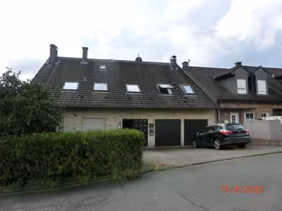 Zweifamilienhaus, Doppelgarage in Schlesierweg 29, 53804 Much, Ort - Bild 2