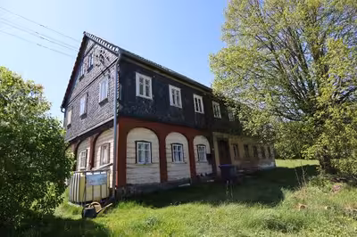 denkmalgeschützter Zweiseithof in Oberdorfstraße 16, 02689 Sohland an der Spree, OT Taubenheim - Bild 2