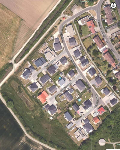 Einfamilienhaus in Scarlinoweg  20, 97447 Gerolzhofen - Bild 2