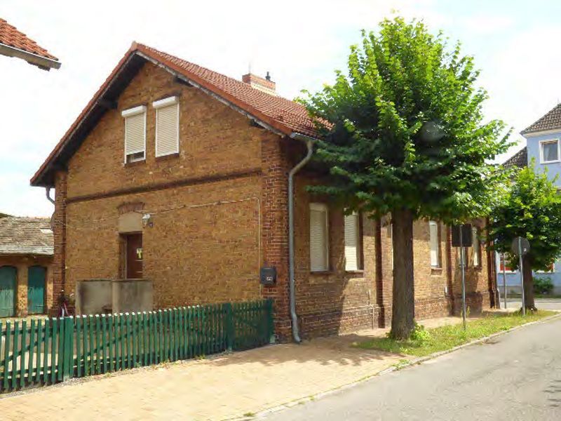 Wohnhaus (2 Doppelhaushälften) mit Nebengebäude in Schipkau - Bild 4