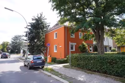 Doppelhaushälfte, Zweifamilienhaus, Garage, unbebautes Grundstück, 2 Grundstücke in Manfred-von-Richthofen-Straße 78, 12101 Berlin, Tempelhof - Bild 1