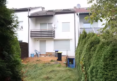 Reihenmittelhaus (Einfamilienhaus) mit Garage in Stahlackerweg 106, 73275 Ohmden - Bild 1