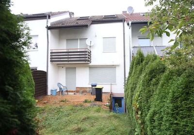 Reihenmittelhaus (Einfamilienhaus) mit Garage in Stahlackerweg 106, 73275 Ohmden - Bild 1