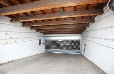 Tiefgaragenstellplätze in Leibnizstraße 8, 8/1, 10, 10/1, Leonhardstraße 70, 72, 73054 Eislingen - Bild 1